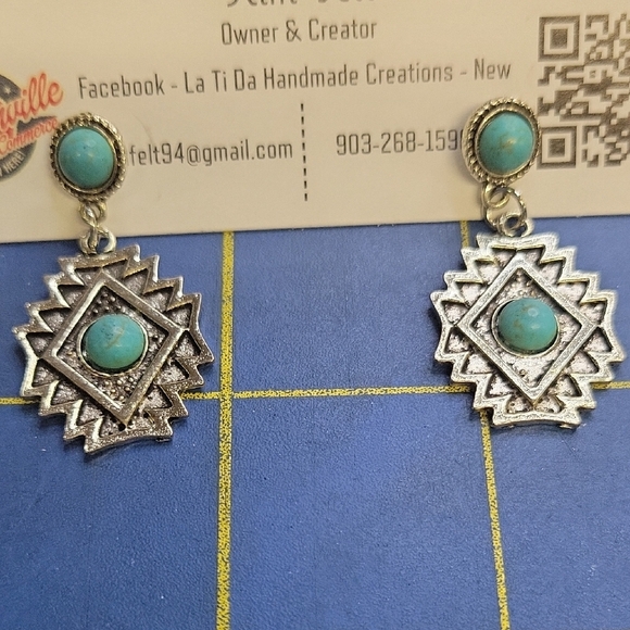 Turquoise Faux and Silver Tone Aztec Western 1.5" Earrings - Picture 1 of 1